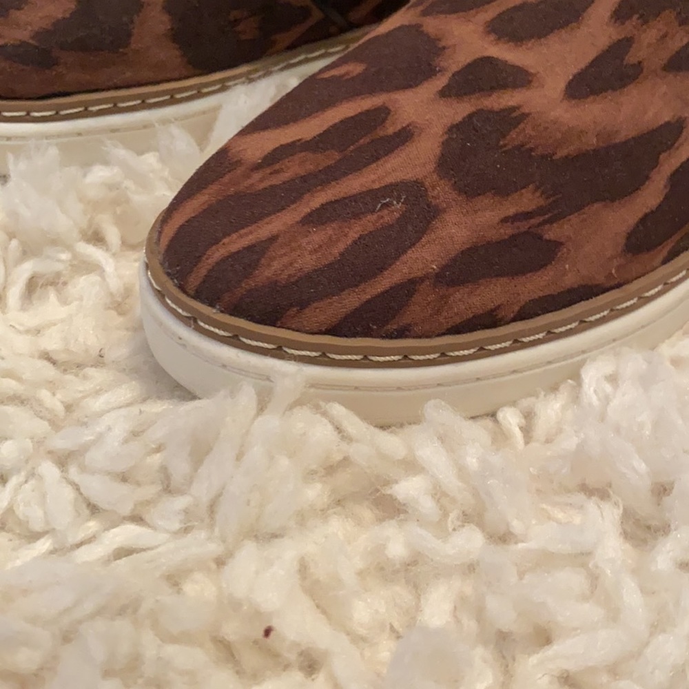 Leopard flats - Picture 2 of 4